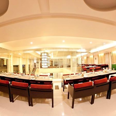 Sara Regency Hotel Kumbakonam Kültér fotó